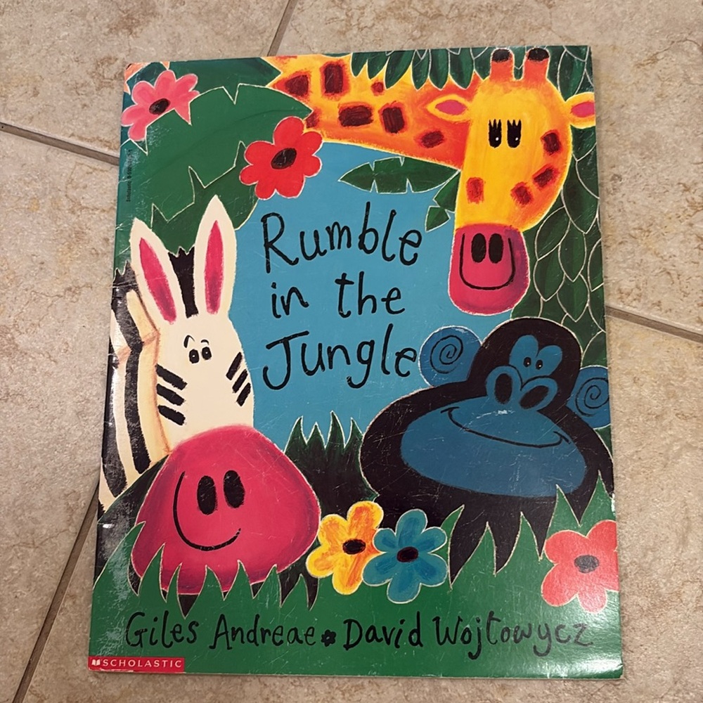 Children's Book Set - 6 Vibrant Animal Stories - Picture 10 of 13